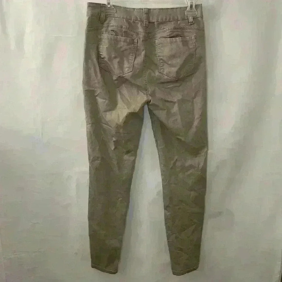 Khaki Pants - Picture 4 of 7